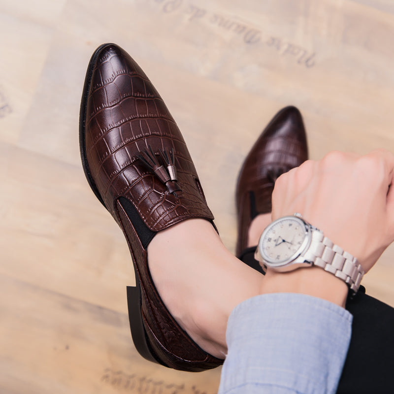 Pointed Leather Shoes