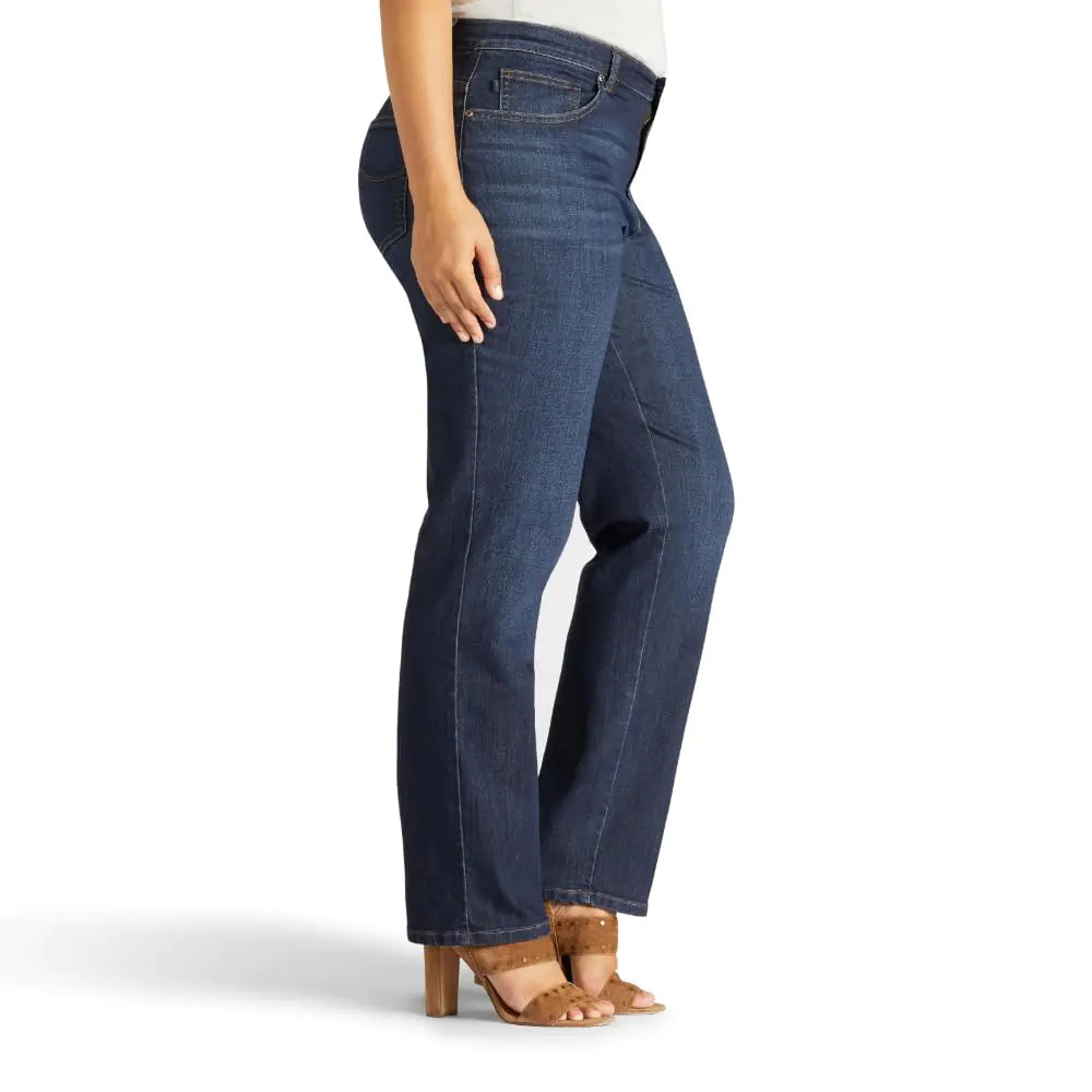 Lee Women's Plus Size Relaxed Fit Straight Leg Jean 24 Petite Verona