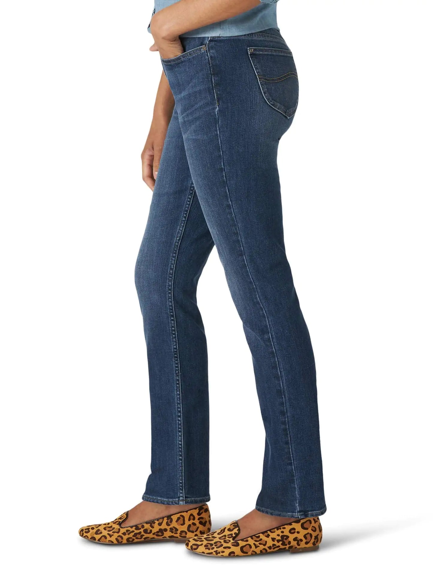 Lee Women's Legendary Mid Rise Straight Leg Jean 18 Seattle