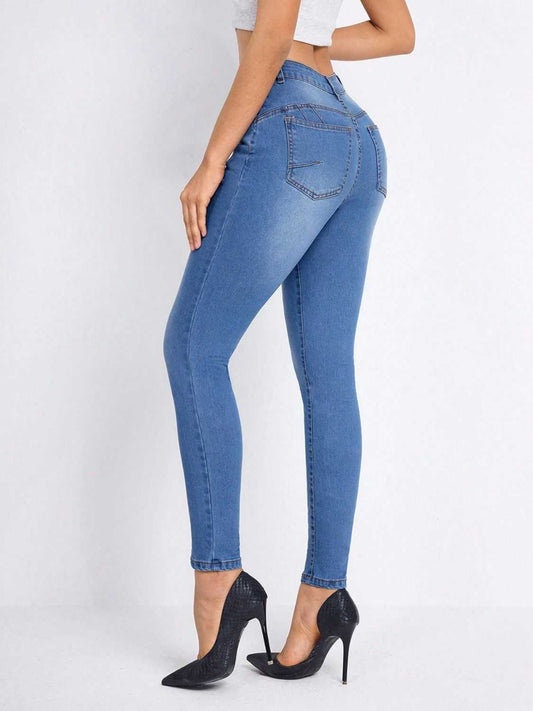 high-rise-skinny-jeans-with-pockets