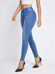 high-rise-skinny-jeans-with-pockets