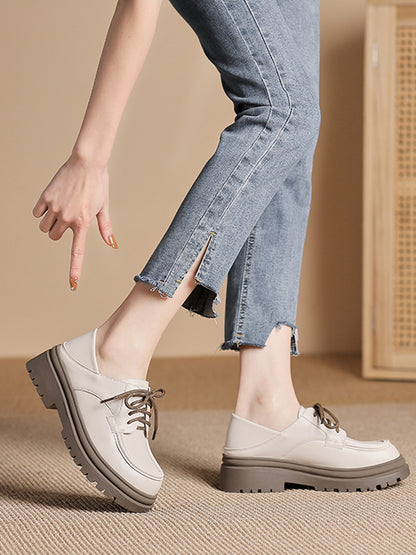 Deep Cut Thick Heel Shoes