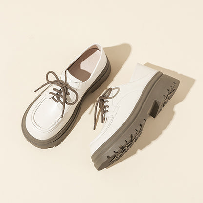 Deep Cut Thick Heel Shoes