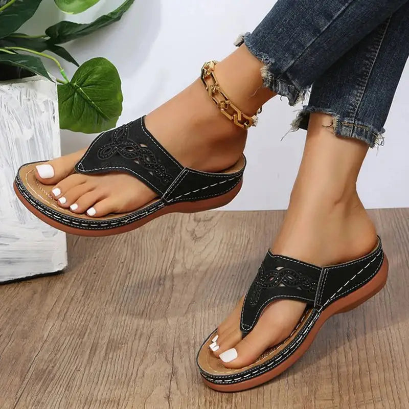 Women's Clip Toe Wedge Sandals