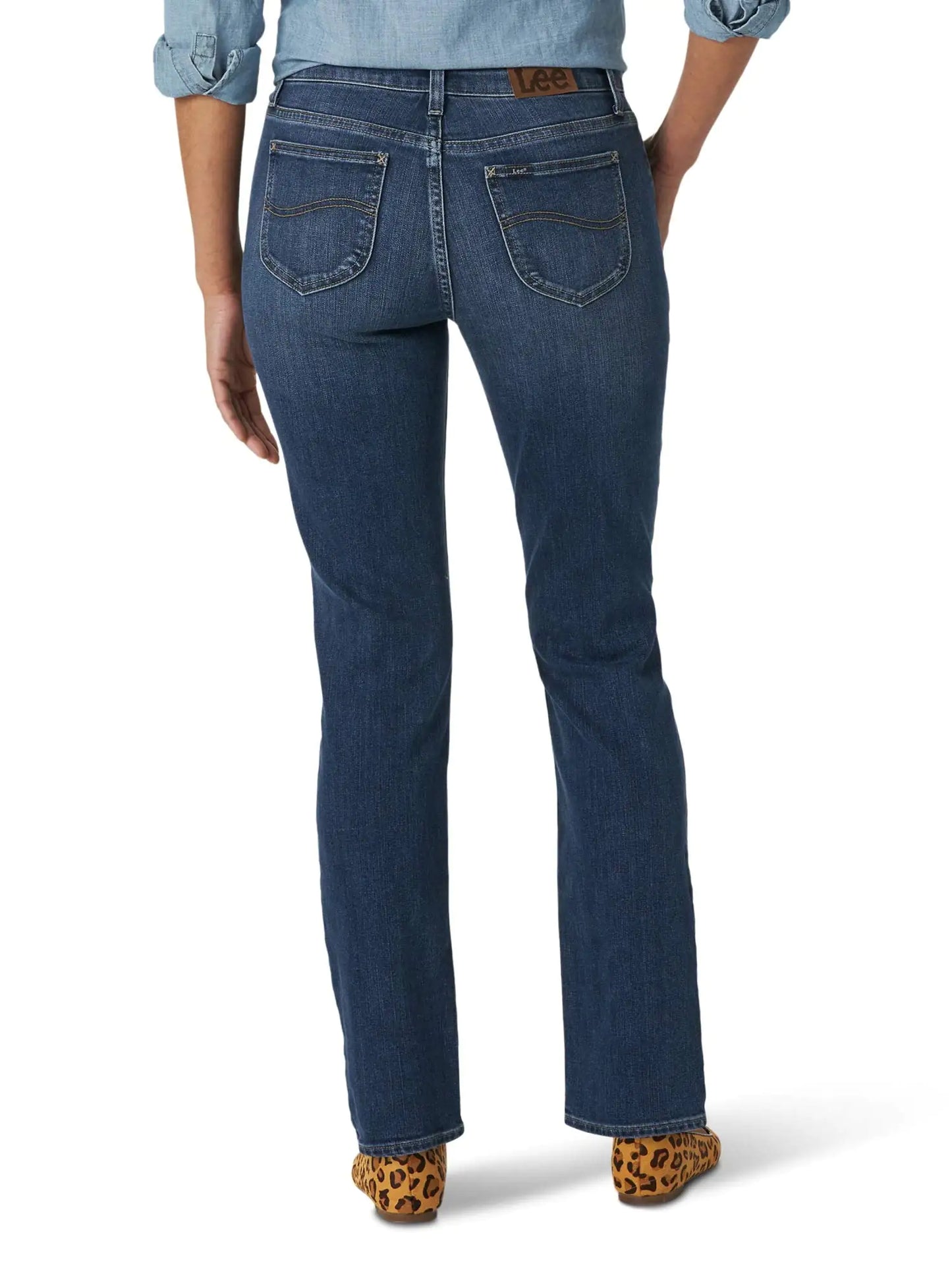 Lee Women's Legendary Mid Rise Straight Leg Jean 18 Seattle