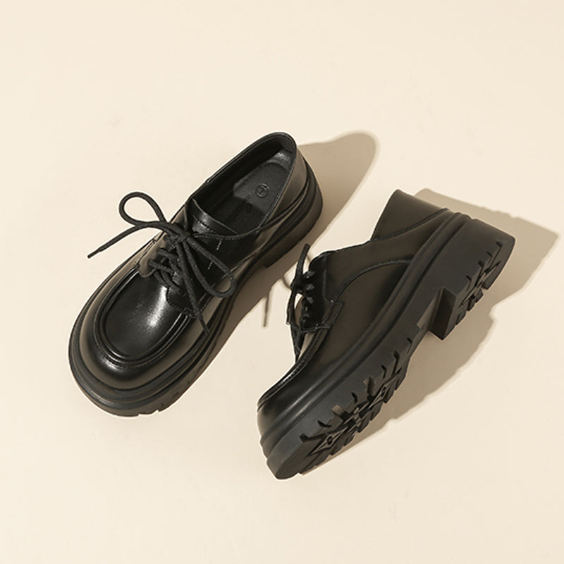 Deep Cut Thick Heel Shoes